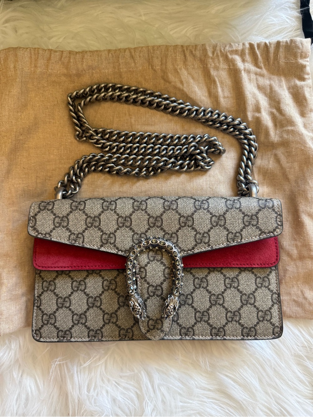 Authentic Gucci Dionysus GG Supreme Small Shoulder Bag